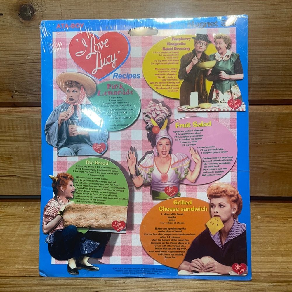 "I Love Lucy" -  5 Piece Collectible Magnet Set by ATA  - New